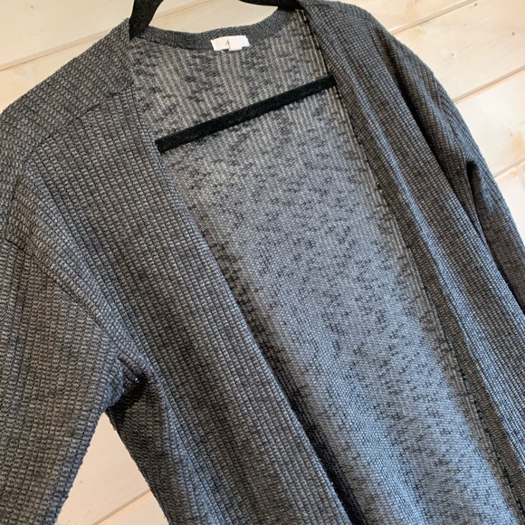 Ardene | Grey Ribbed Cardigan - Picture 2 of 5